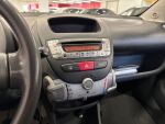 Toyota AYGO 2006 Musta