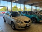 Mazda Mazda3 2006 Ruskea (beige)