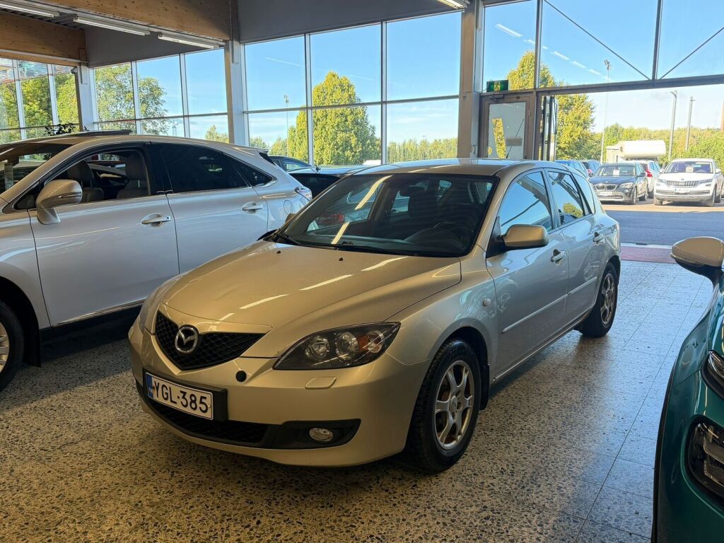 Mazda Mazda3 2006 Ruskea (beige)
