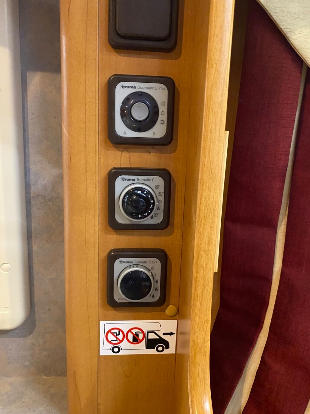 Rapido 7086F 2006 Valkoinen