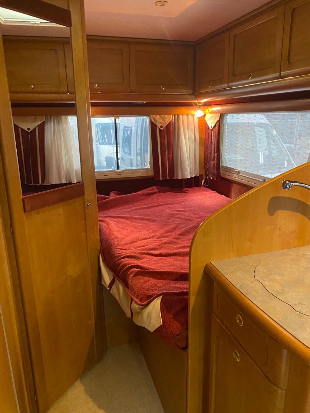 Rapido 7086F 2006 Valkoinen