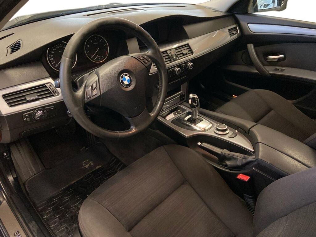 BMW 530 2007 Sininen
