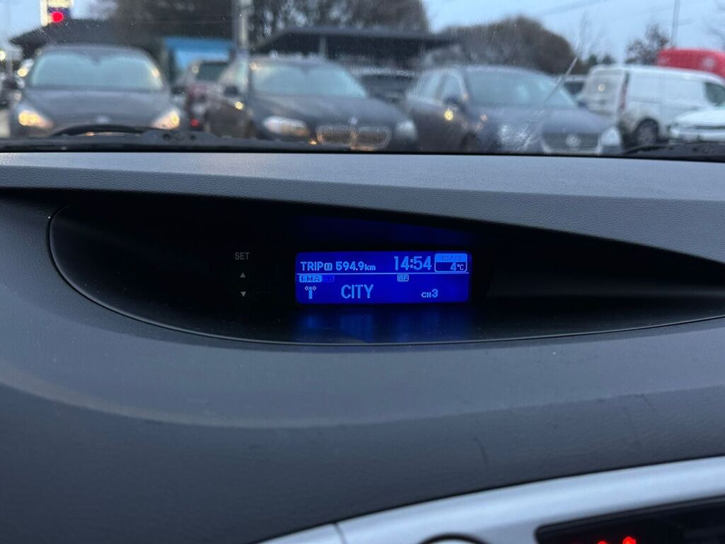 Hyundai i20 2011 Vihreä