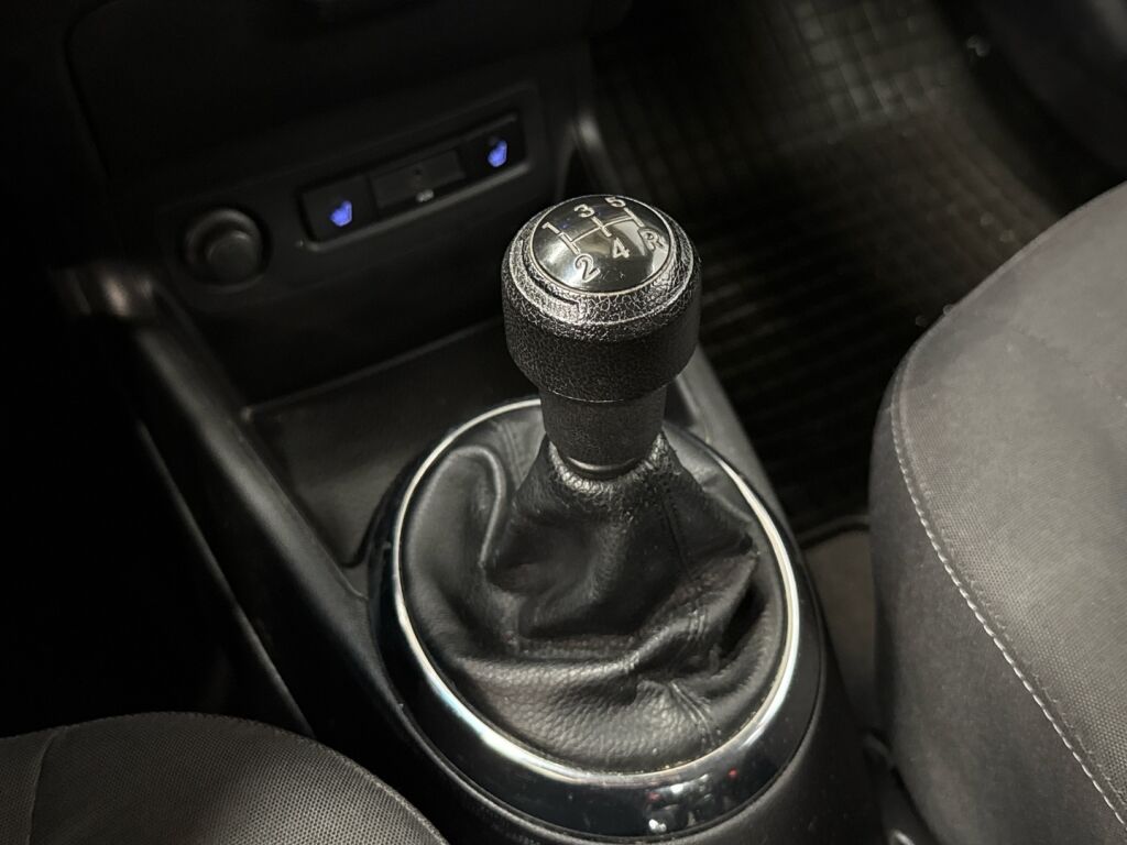 Hyundai i20 2011 Vihreä