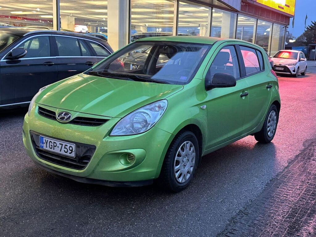 Hyundai i20 2011 Vihreä