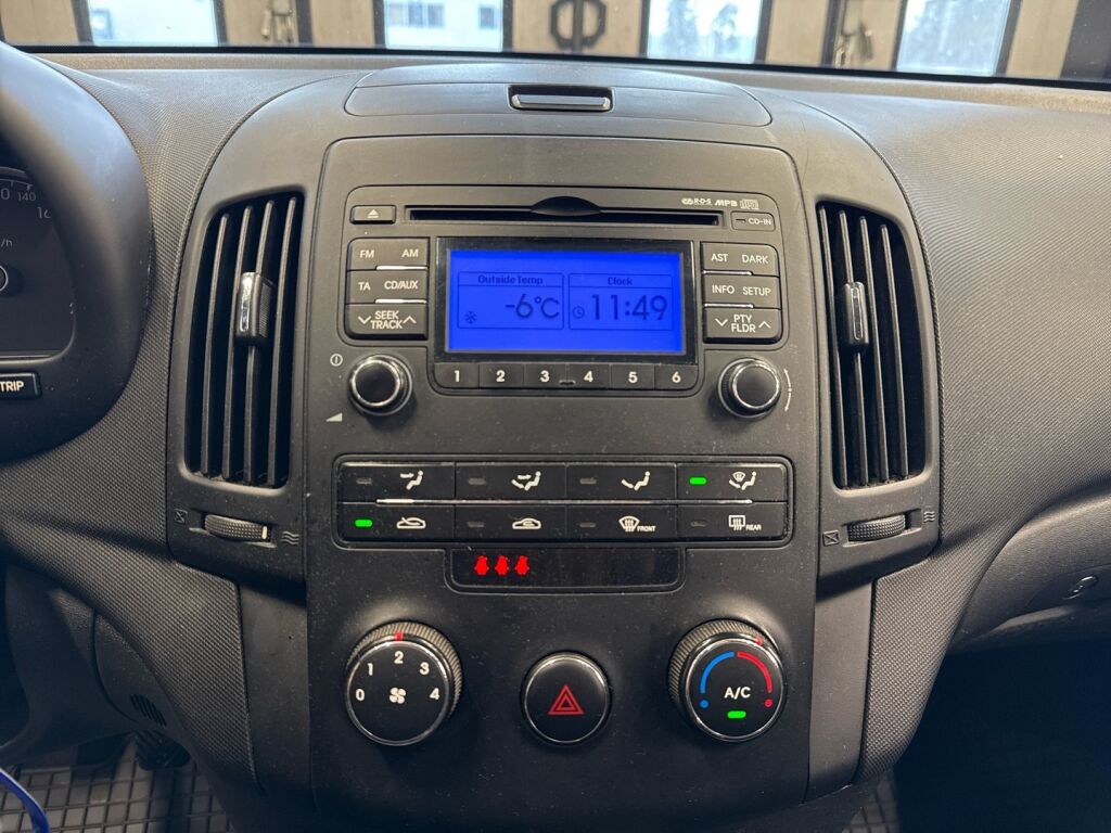 Hyundai i30 2008 Hopea