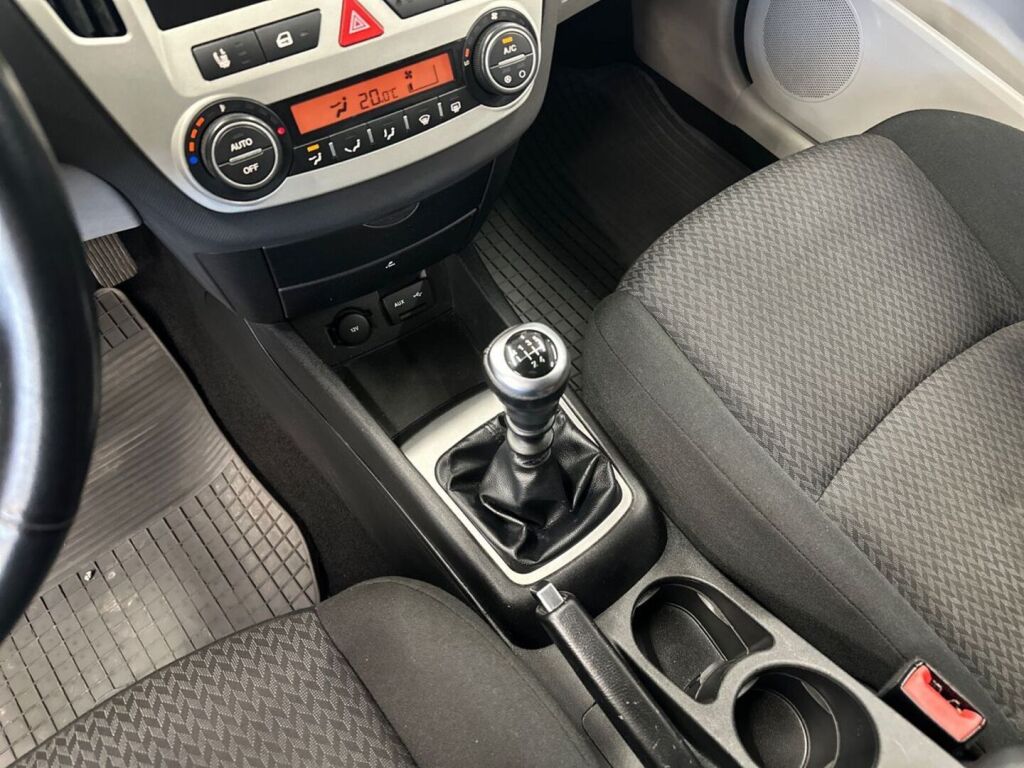 Kia Ceed 2007 Punainen