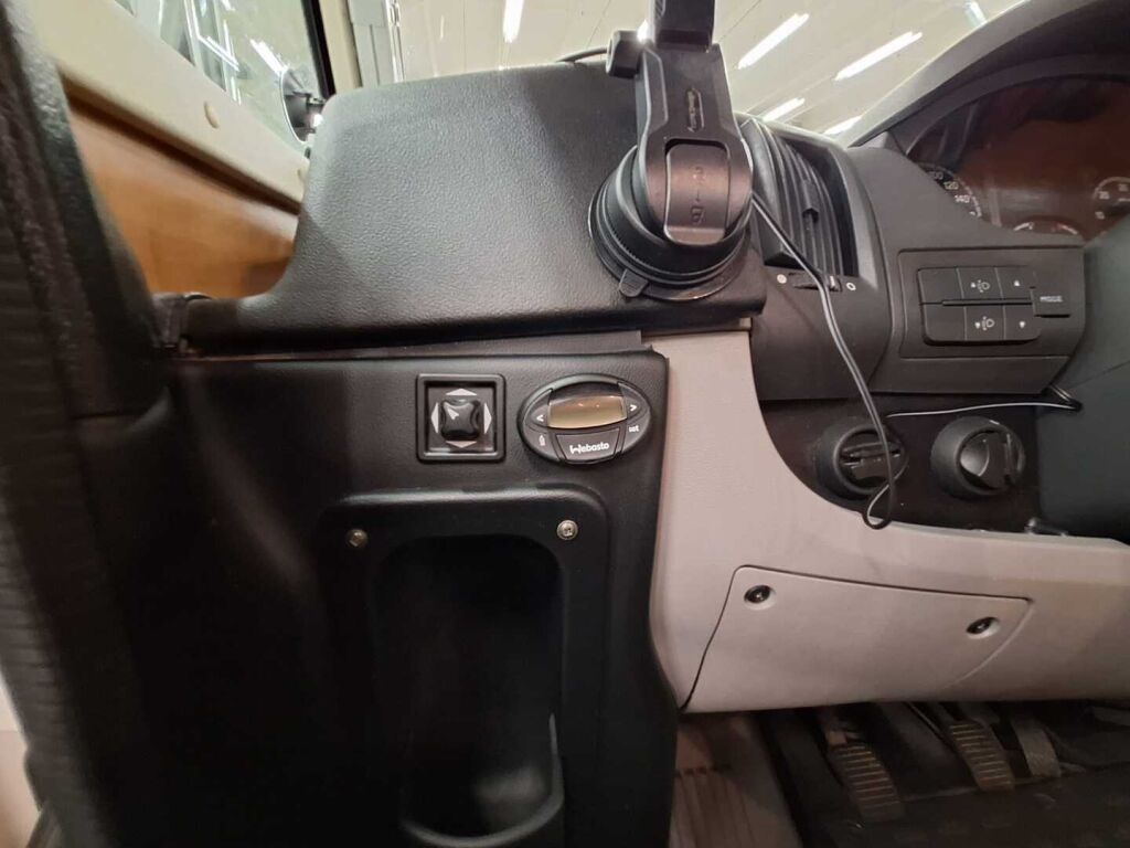 Rapido 983F 2007 Valkoinen