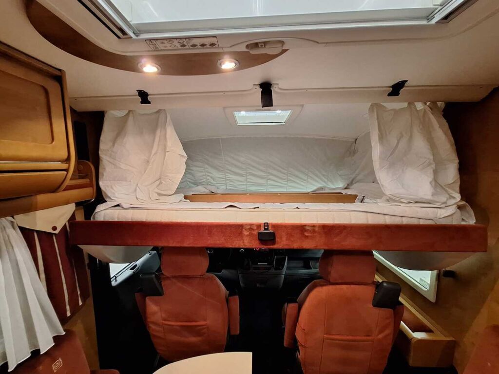 Rapido 983F 2007 Valkoinen