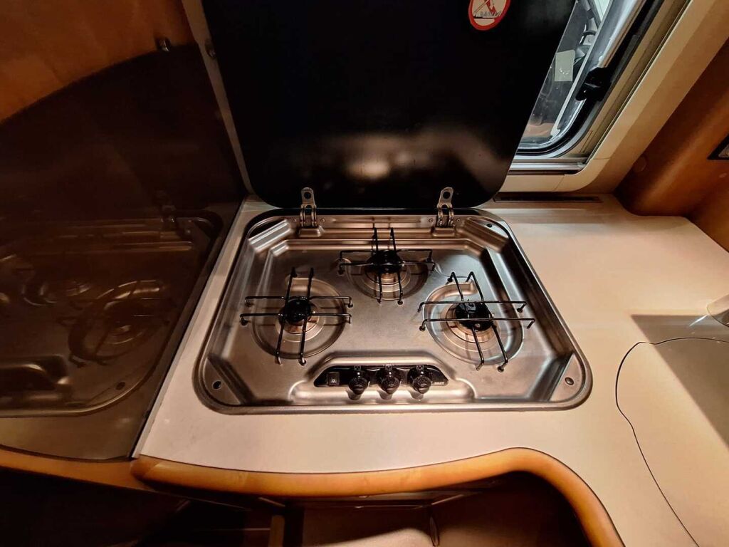 Rapido 983F 2007 Valkoinen