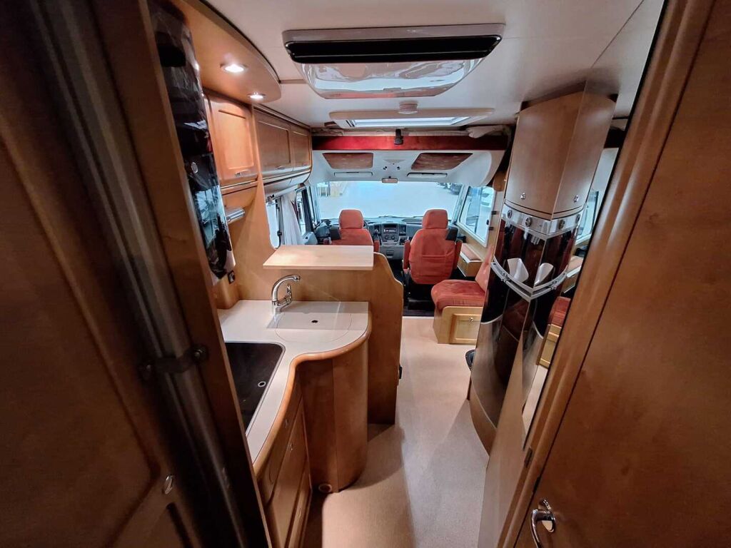 Rapido 983F 2007 Valkoinen