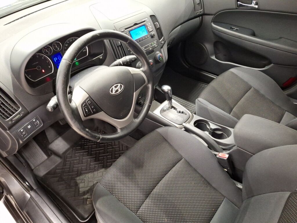 Hyundai i30 2010 Harmaa