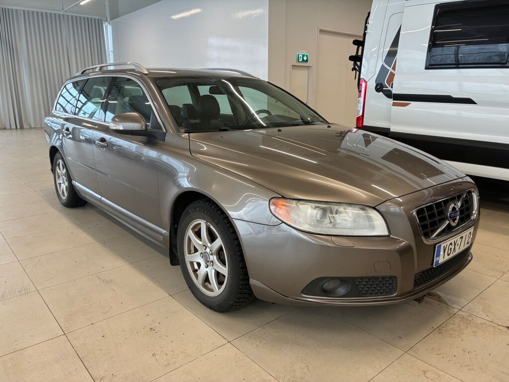 Volvo V70 2008 Harmaa