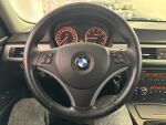 BMW 318 2008 Musta