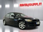 BMW 318 2008 Musta