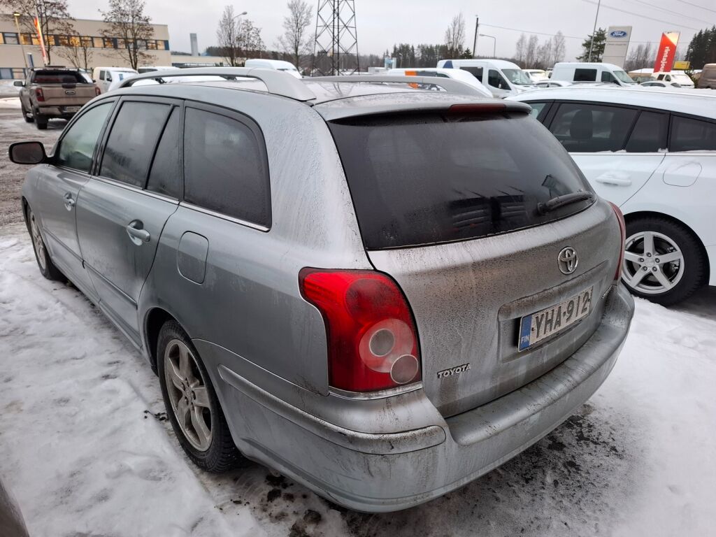 Toyota Avensis 2008 Hopea