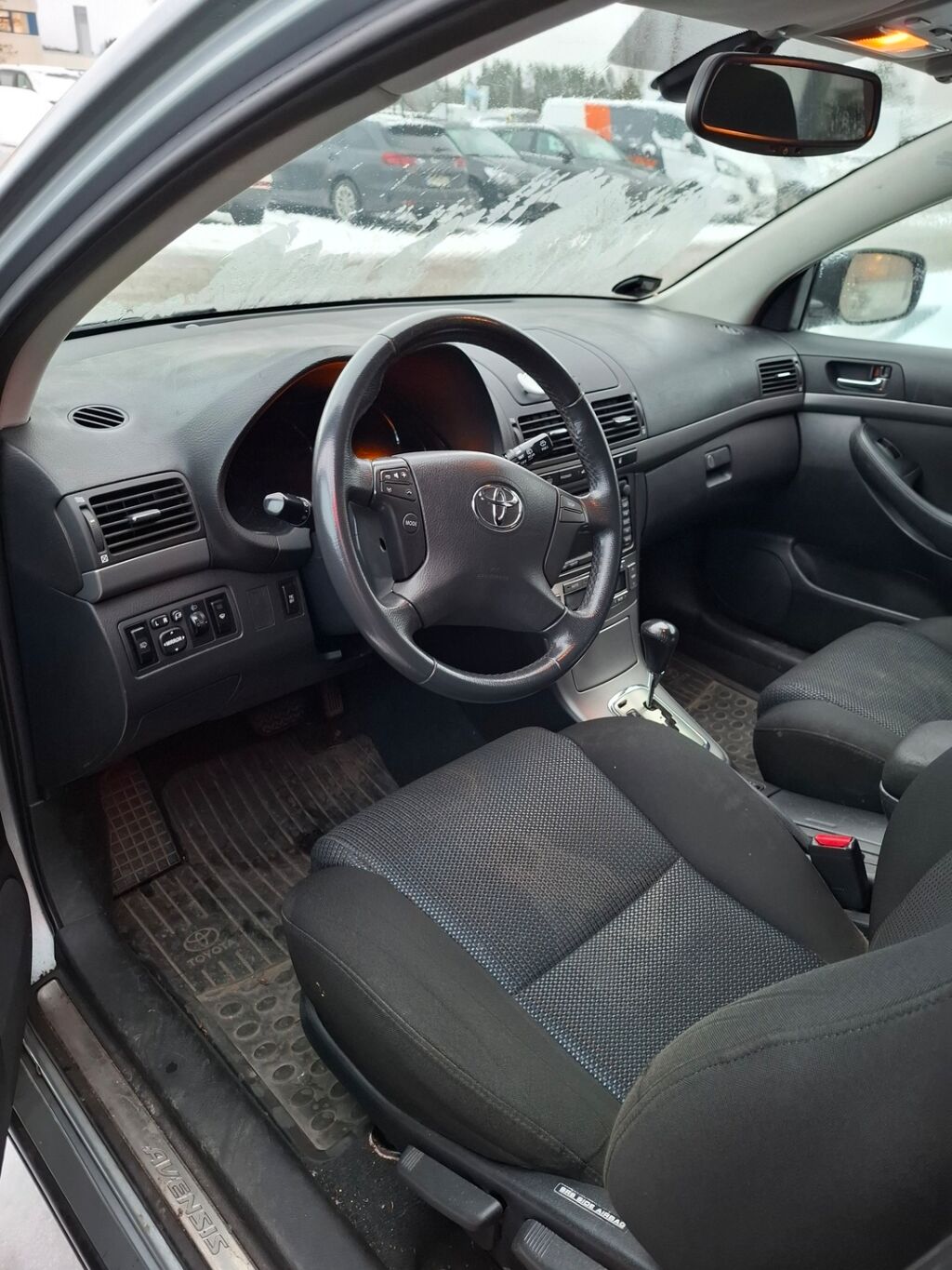 Toyota Avensis 2008 Hopea