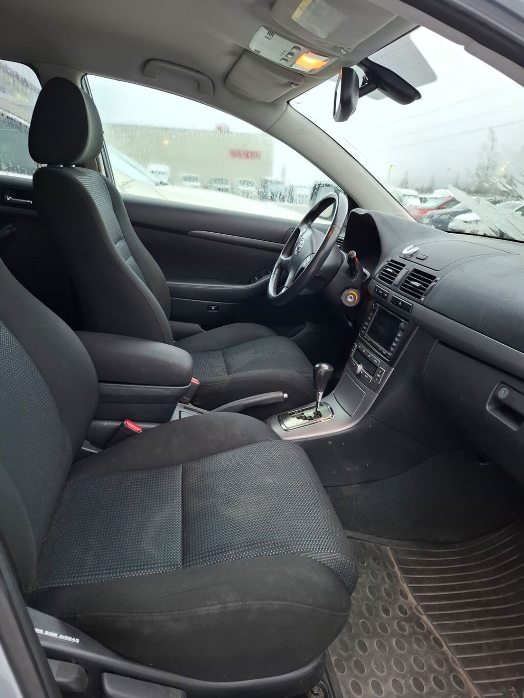 Toyota Avensis 2008 Hopea