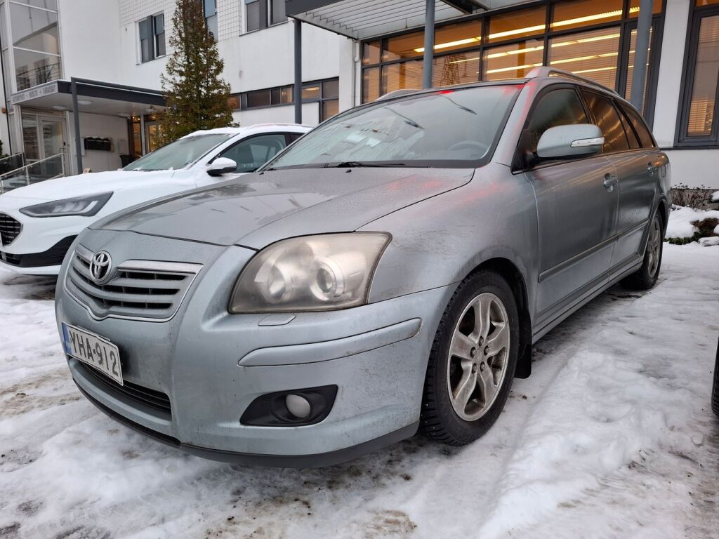Toyota Avensis 2008 Hopea