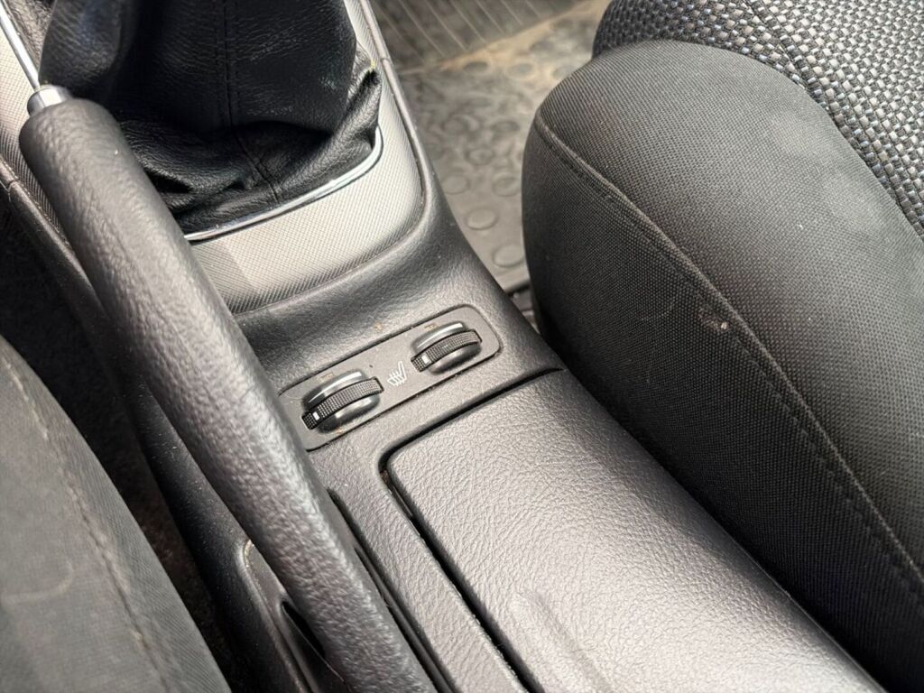 Toyota Avensis 2008 Hopea