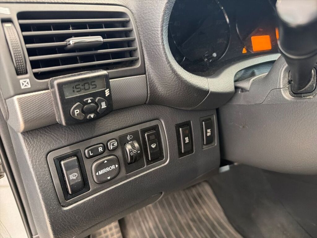Toyota Avensis 2008 Hopea