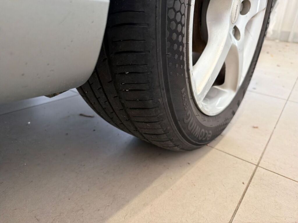 Toyota Avensis 2008 Hopea