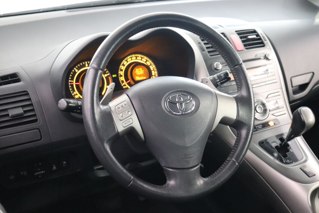 Toyota Auris 2008 Harmaa