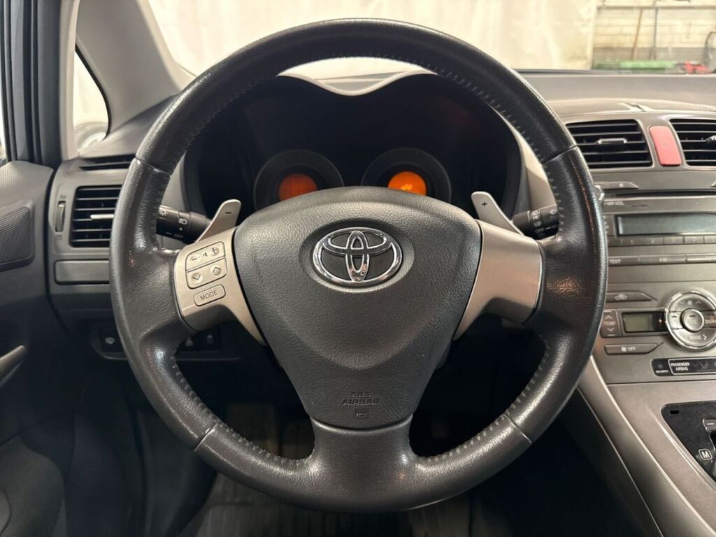 Toyota Auris 2008 Harmaa