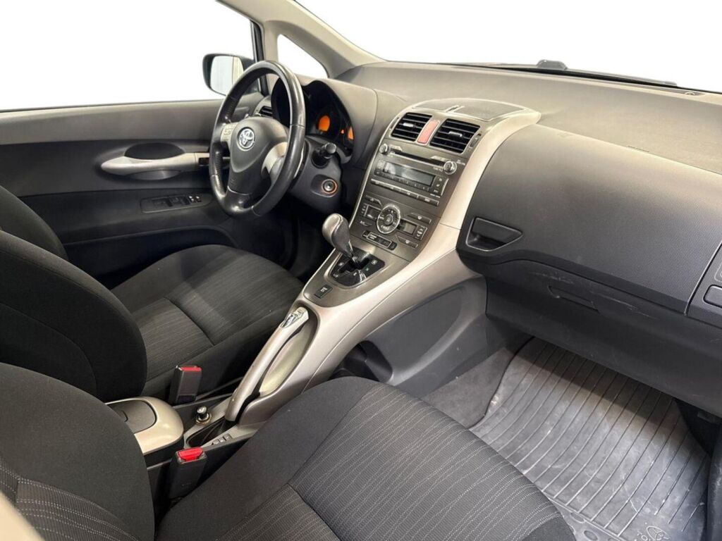 Toyota Auris 2008 Harmaa