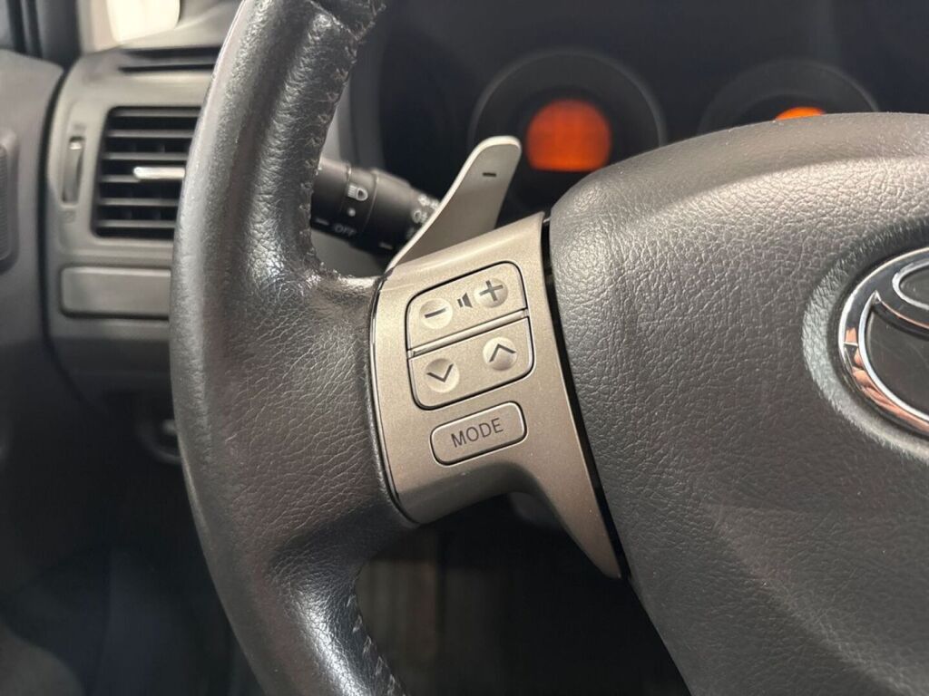 Toyota Auris 2008 Harmaa