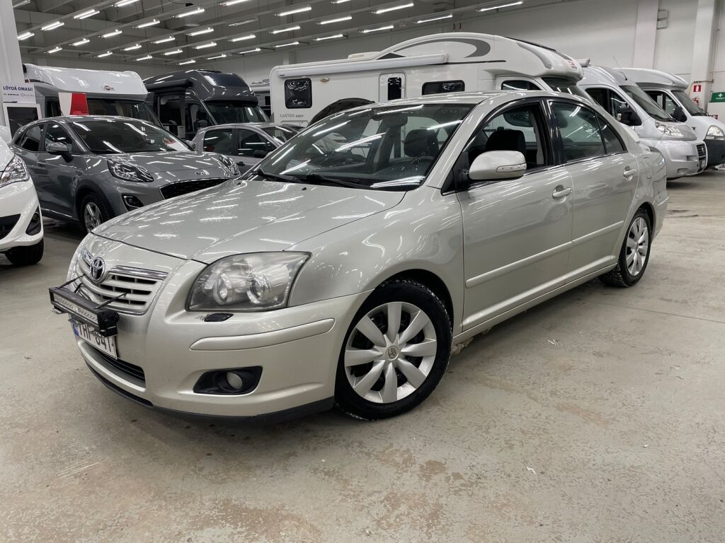 Toyota Avensis 2008 Hopea