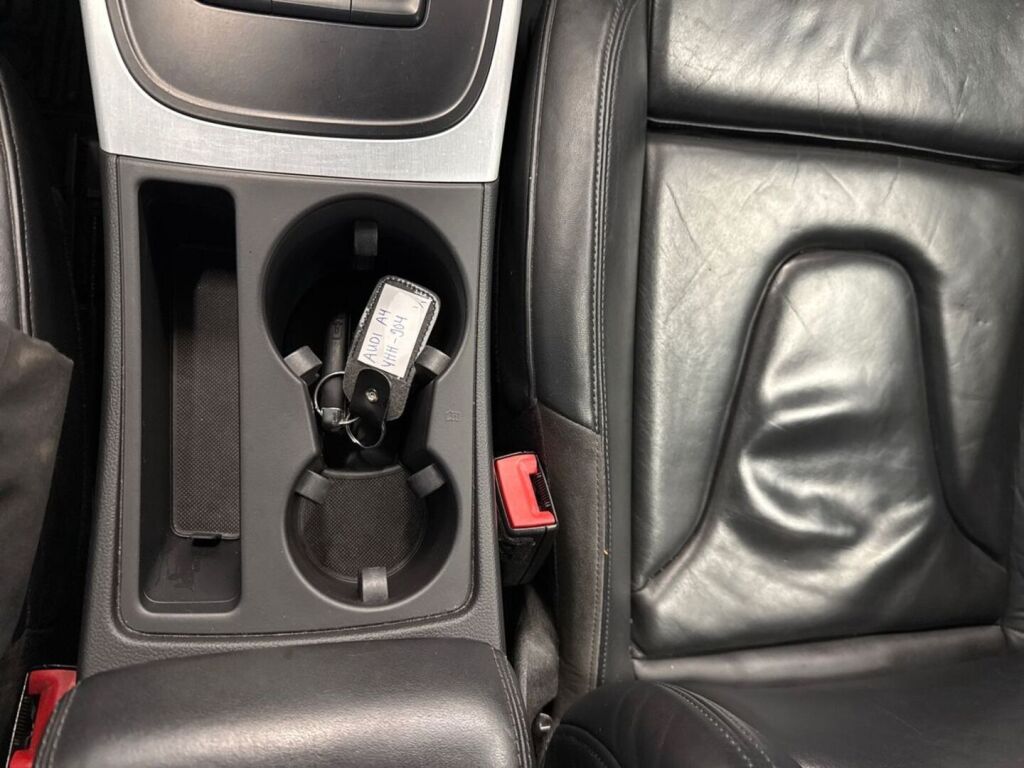 Audi A4 2009 Punainen