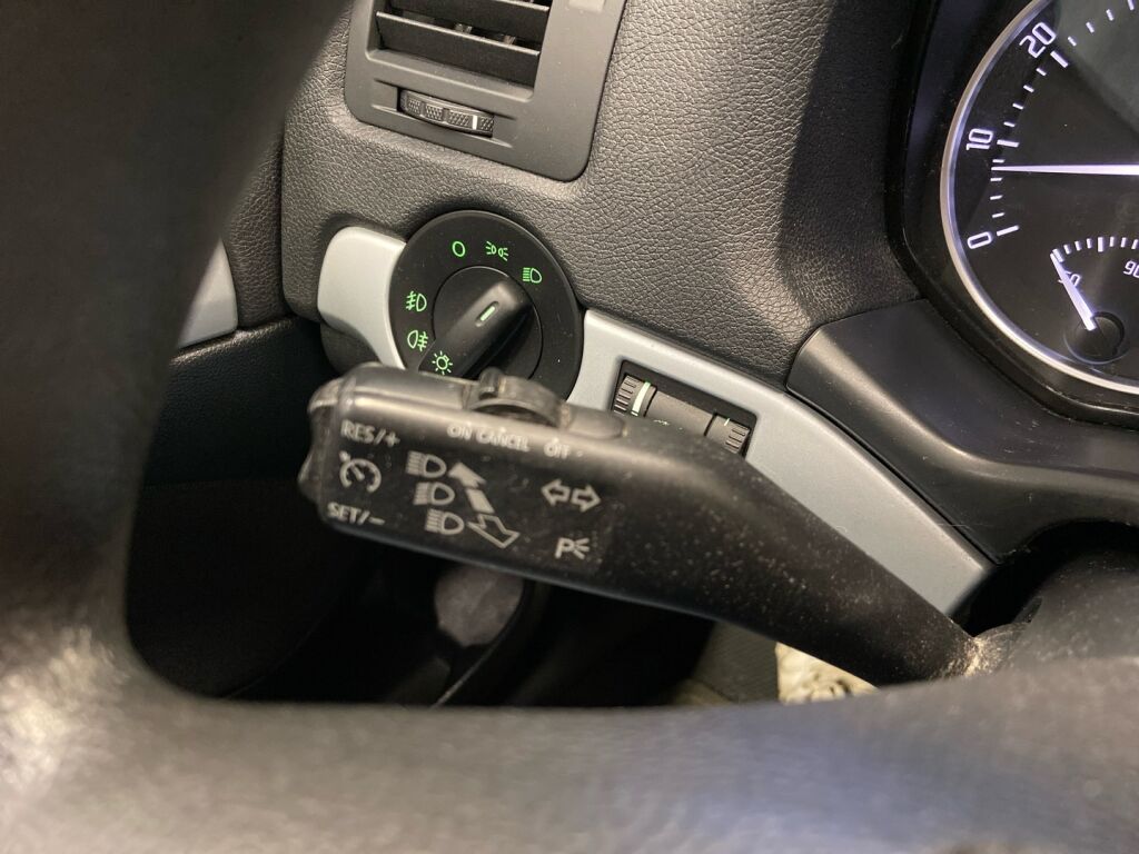 Skoda Octavia 2009 Sininen