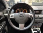 Opel Astra 2011 Harmaa