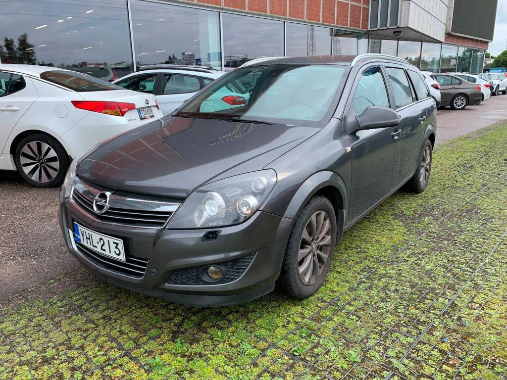 Opel Astra 2011 Harmaa