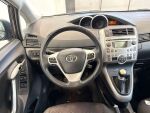 Toyota Verso 2011 Harmaa
