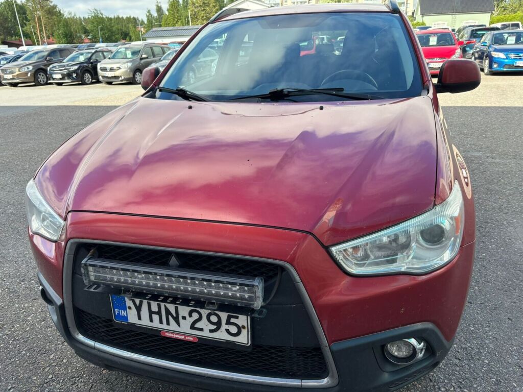 Mitsubishi ASX 2011 Punainen
