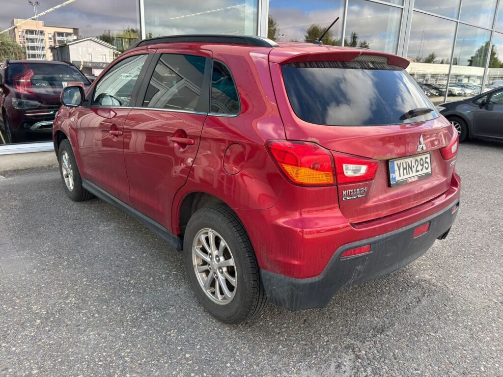 Mitsubishi ASX 2011 Punainen