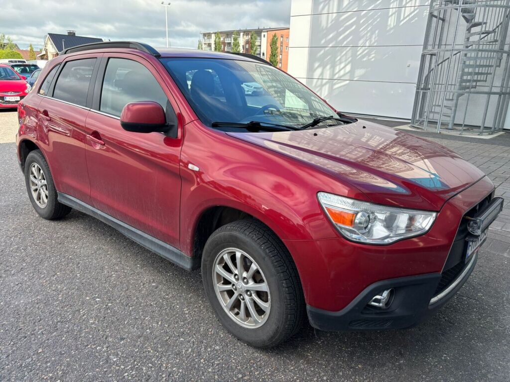 Mitsubishi ASX 2011 Punainen