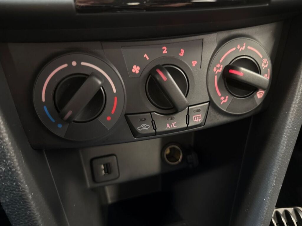 Suzuki Swift 2011 Vihreä