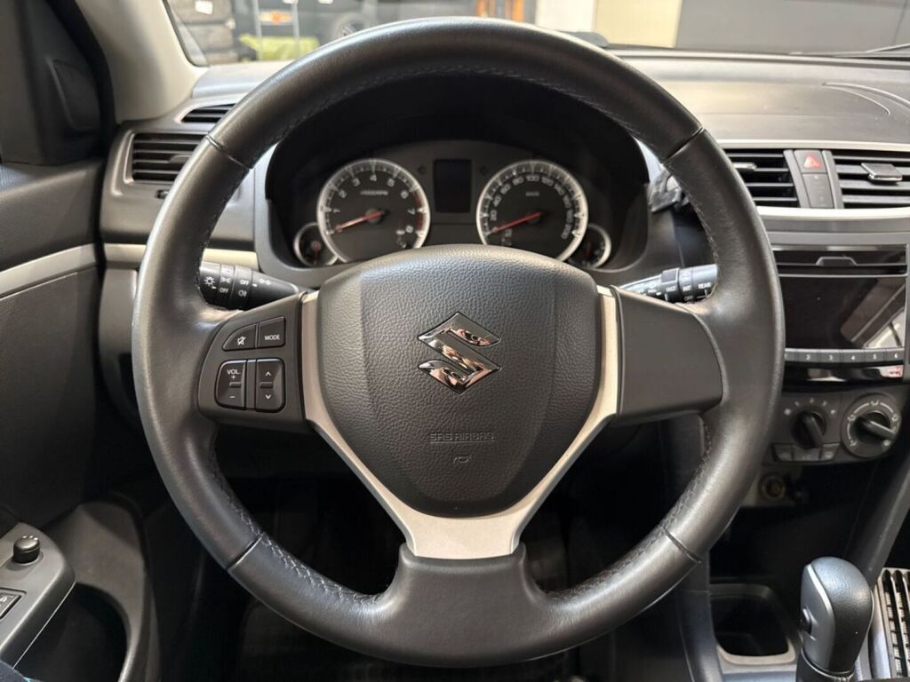 Suzuki Swift 2011 Vihreä