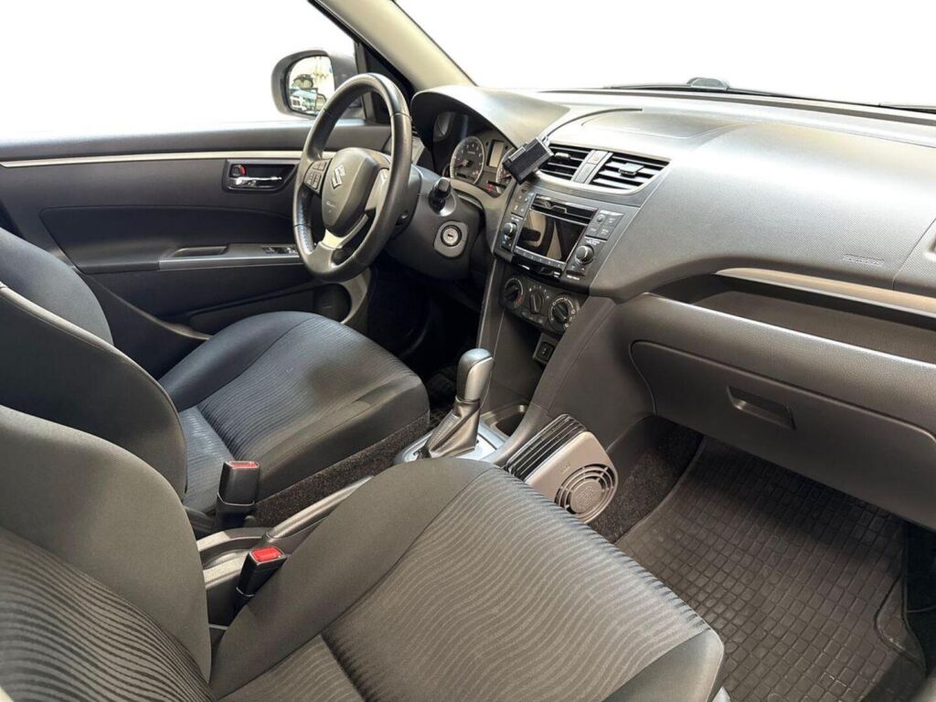 Suzuki Swift 2011 Vihreä