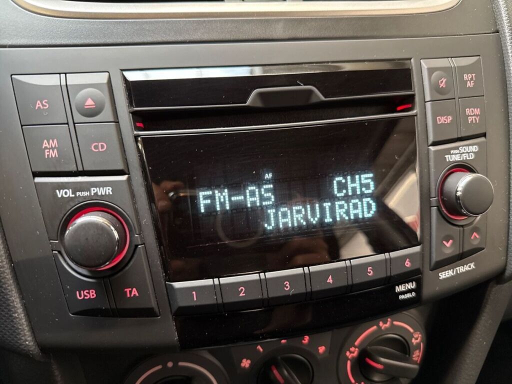 Suzuki Swift 2011 Vihreä