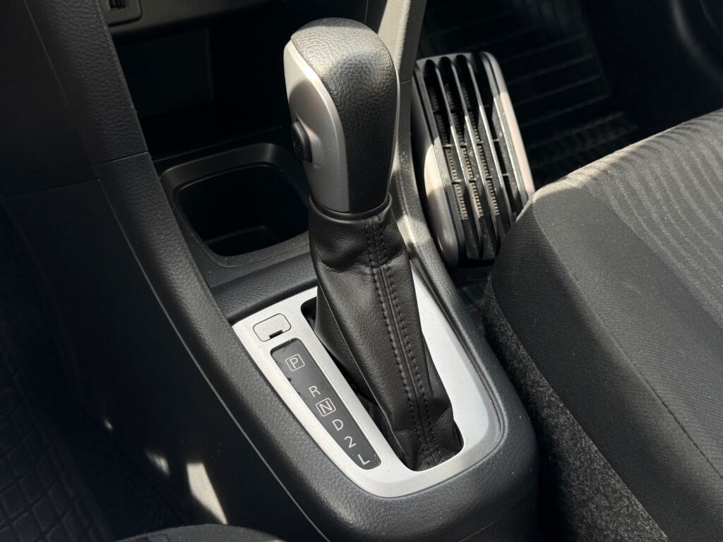 Suzuki Swift 2011 Vihreä