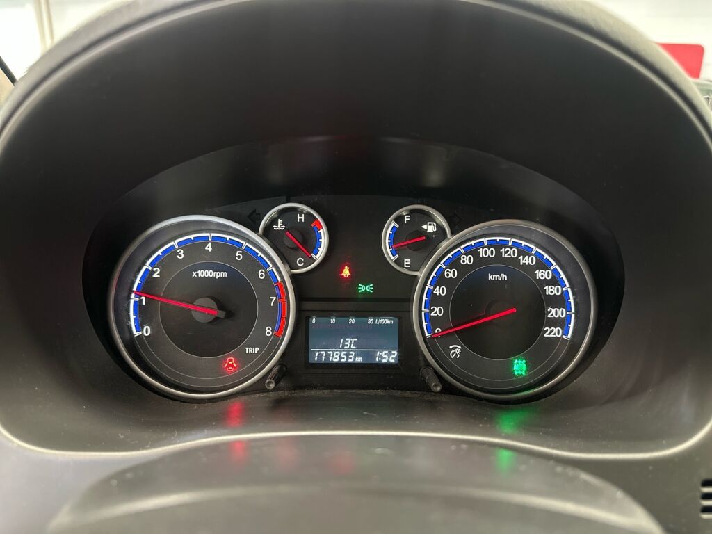 Suzuki SX4 2011 Oranssi