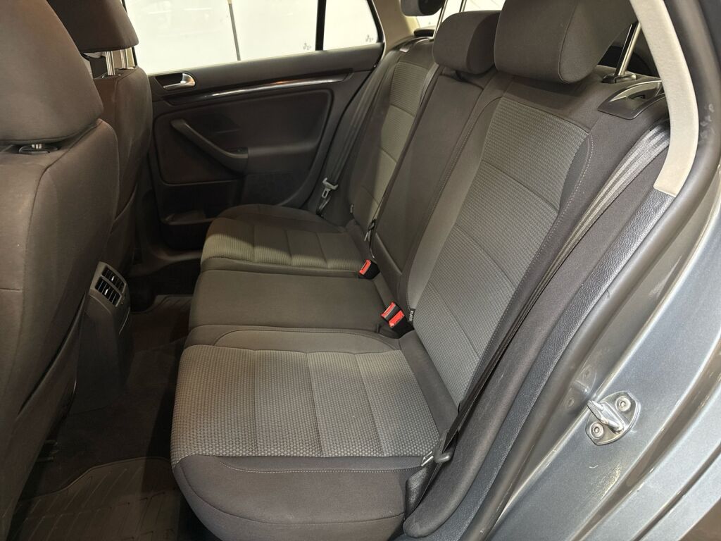 Volkswagen Golf 2011 Harmaa