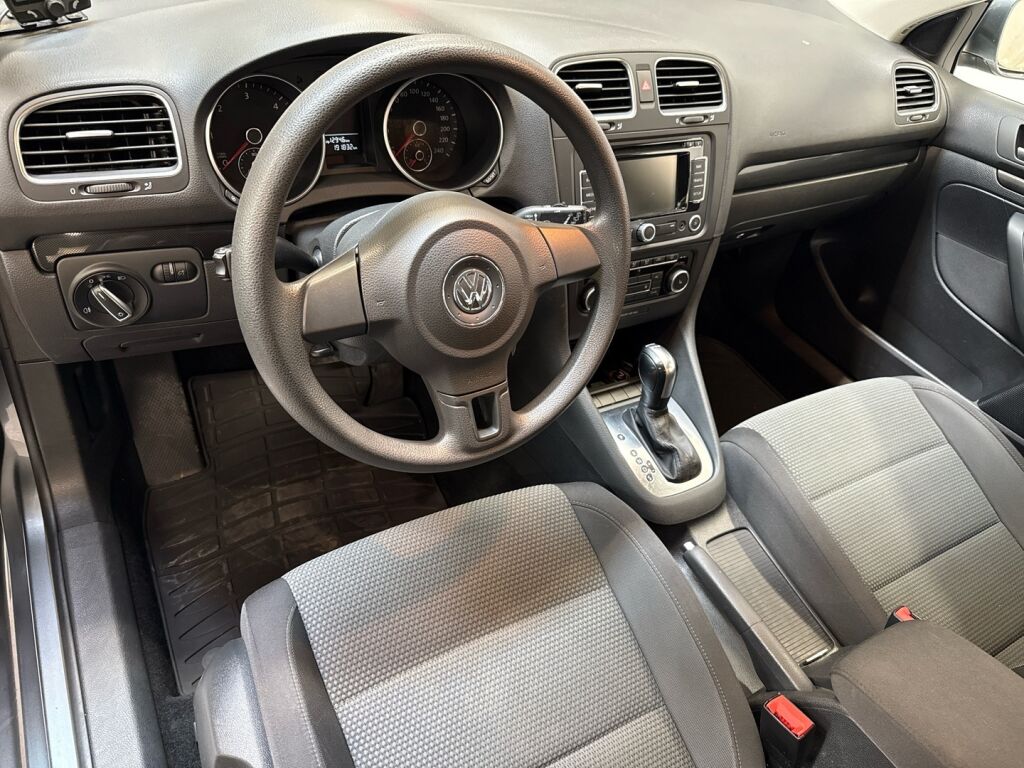 Volkswagen Golf 2011 Harmaa