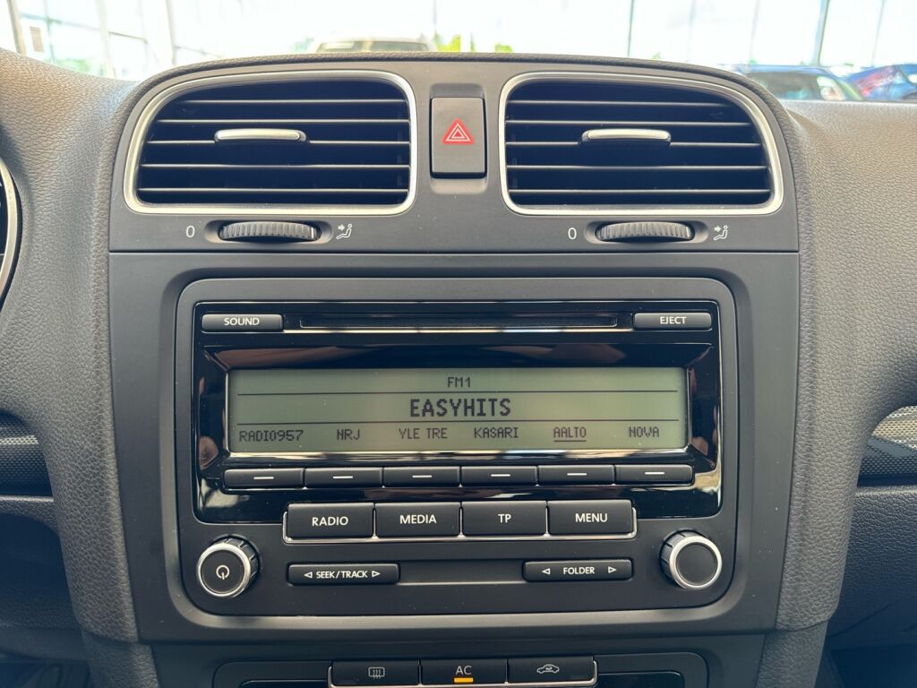 Volkswagen Golf 2011 Sininen