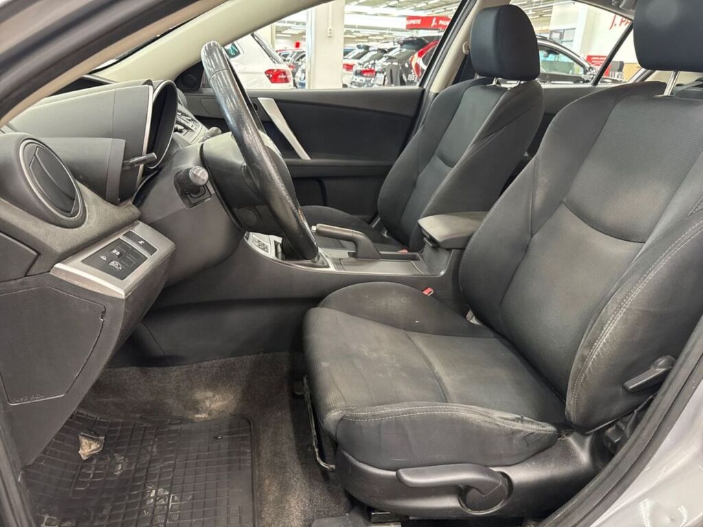 Mazda Mazda3 2011 Harmaa