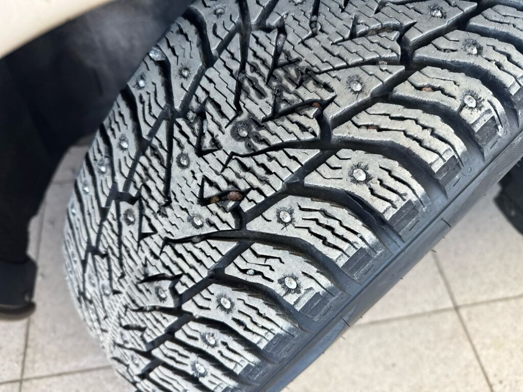 Volvo V60 2012 Ruskea (beige)